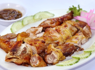 Gà Nấu Sông Trăng